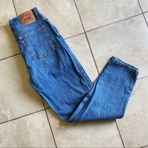 VINTAGE Levi’s 512 Slim Fit Tapered Leg Jeans 12